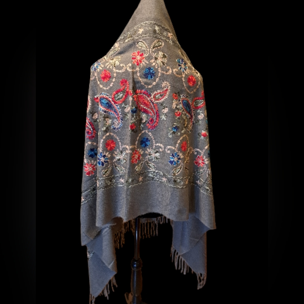 Jessica McClintock Floral Embroidered Fringe Shawl-Scarf 72x 30" Several Colors - Picture 7 of 9